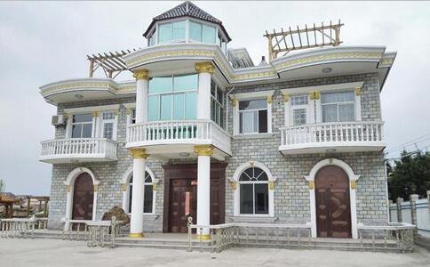 青岛别墅铜门的定制与制作工艺